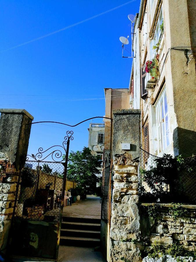 Pula Center Arena Belvedere Apartments And Rooms מראה חיצוני תמונה